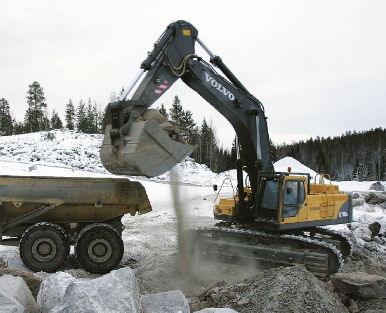 立冬了，您的挖掘機(jī)該如何度過寒冬？