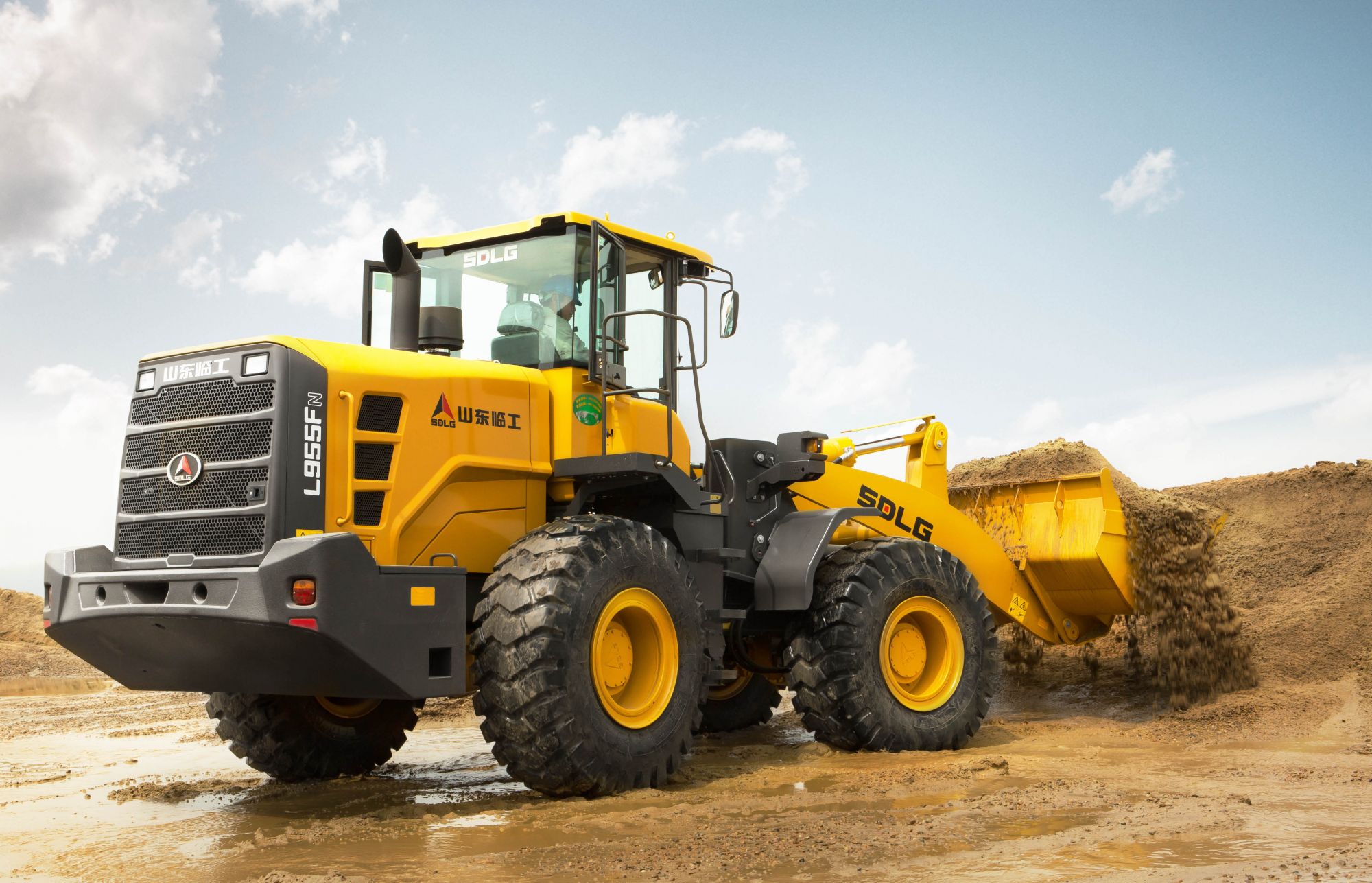 山東臨工L955F裝載機(jī)可靠耐用，節(jié)能高效